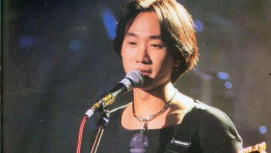 黄家驹趣事爆料新闻视频,揭秘摇滚传奇背后的幽默瞬间  第2张